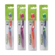 Fixodent Pro PLUS Crème Adhésive pour Prothèses Mordant imbattable + fixation forte Goût neutre Tube de 57 grammes