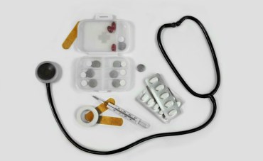 PETITES PLAIES ET ÉGRATIGNURES : Les étapes indispensables pour bien désinfecter et cicatriser